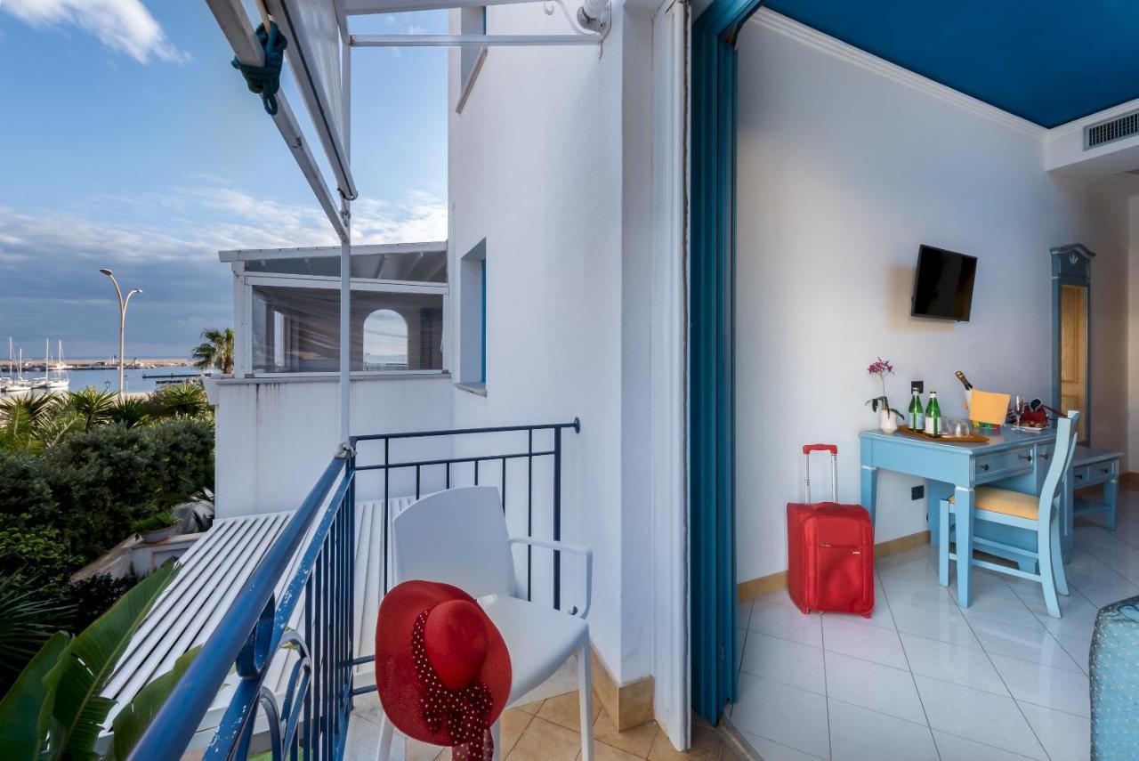 Hotel Ristorante Mediterraneo Faro Σαν Βίτο λο Κάπο Εξωτερικό φωτογραφία