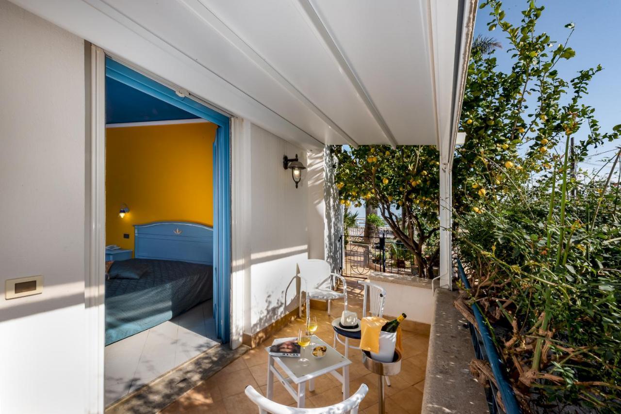 Hotel Ristorante Mediterraneo Faro Σαν Βίτο λο Κάπο Εξωτερικό φωτογραφία