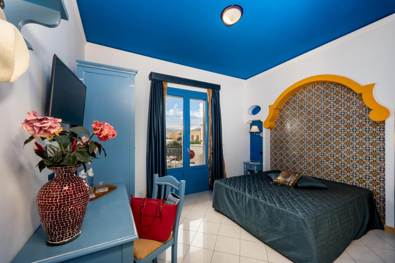 Hotel Ristorante Mediterraneo Faro Σαν Βίτο λο Κάπο Εξωτερικό φωτογραφία