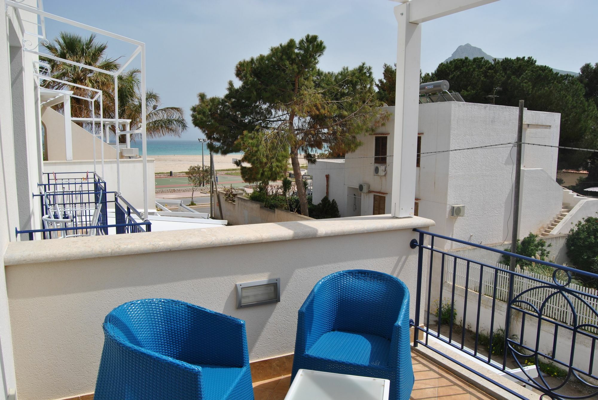Hotel Ristorante Mediterraneo Faro Σαν Βίτο λο Κάπο Εξωτερικό φωτογραφία